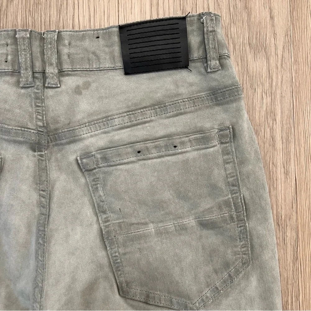 Serenede Stacked Denim Jeans Men’s Size 30 Sage Green Gray Snap Hem